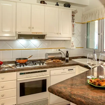 El Paraiso Al Mar Ambolo By Interhome