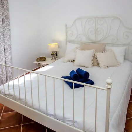 El Paraiso Al Mar Ambolo By Interhome Villa *